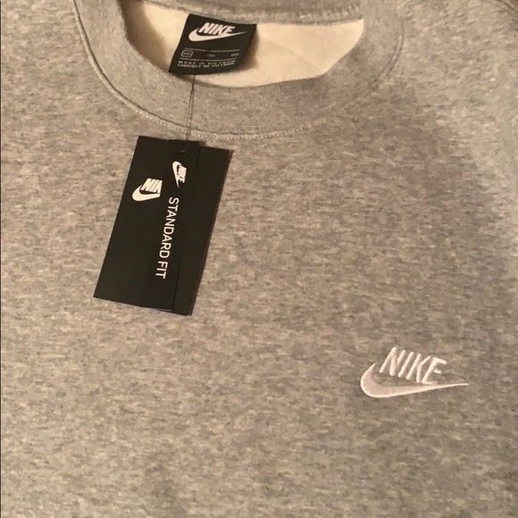 Nike sweatshirt NWT- Size 2XL - Picture 2 of 3